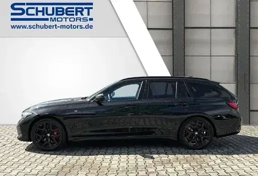 Neu BMW 320 190 PS (139 kW) 2026 Schwarz Kombi