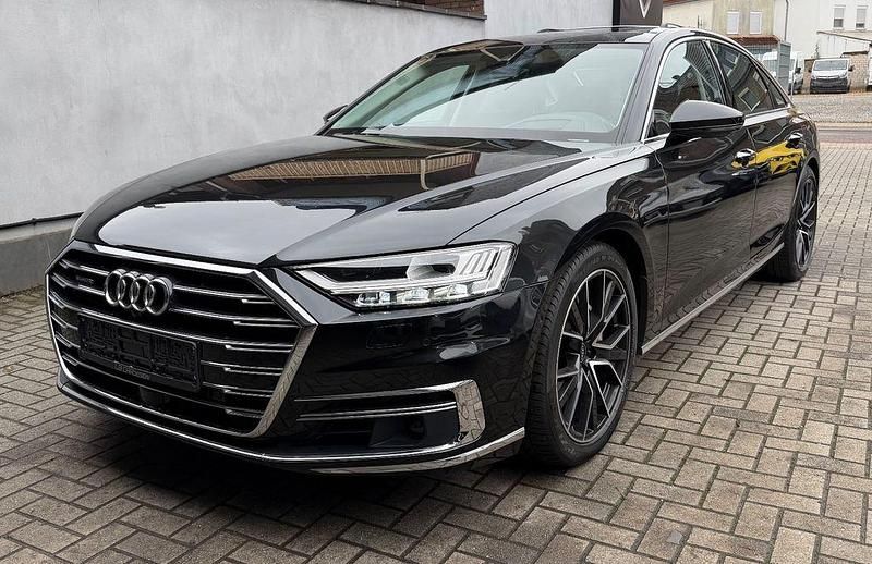 Grau Gebraucht 2019 Audi A8 S-Line Limousine | 41.900 € (Superpreis) - Bild 1/4