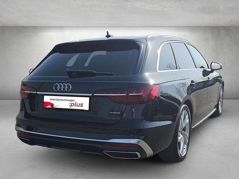 Gebraucht Audi A4 S-Line 204 PS (150 kW) 2024 Mythosschwarz metallic Kombi
