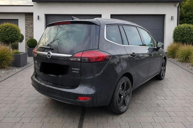 Gebraucht Opel Zafira Tourer 170 PS (125 kW) 2016 Schwarz Van / Kleinbus