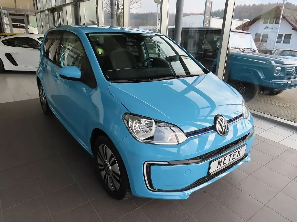 Używany VW e-up! 61 kW (83 KM) 2021 Niebieski Hatchback