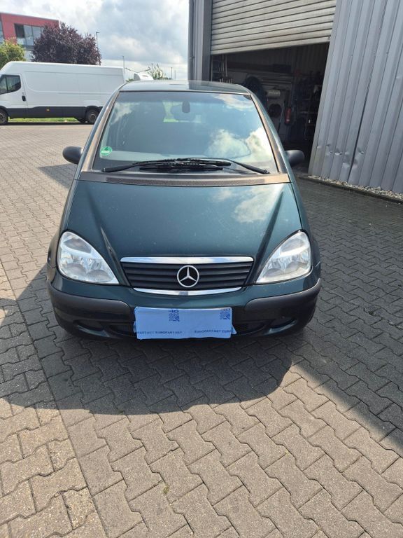 Grün Gebraucht 2003 Mercedes A170 Limousine | 1.800 € (Fairer Preis) - Bild 1/4