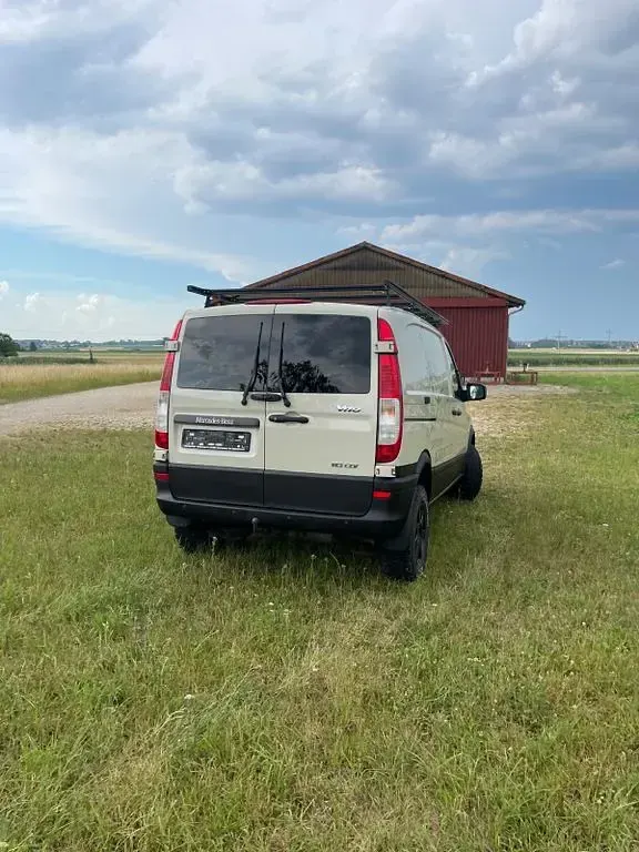 Gebraucht Mercedes Vito 136 PS (100 kW) 2011 Beige Van