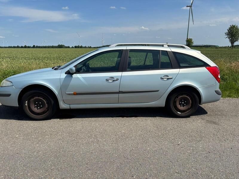 Silber Gebraucht 2004 Renault Mégane GrandTour Kombi | 1.350 € (Fairer Preis) - Bild 1/4