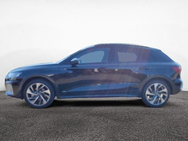 Gebraucht Audi A3 Ambiente 150 PS (110 kW) 2024 Mythosschwarz metallic Limousine