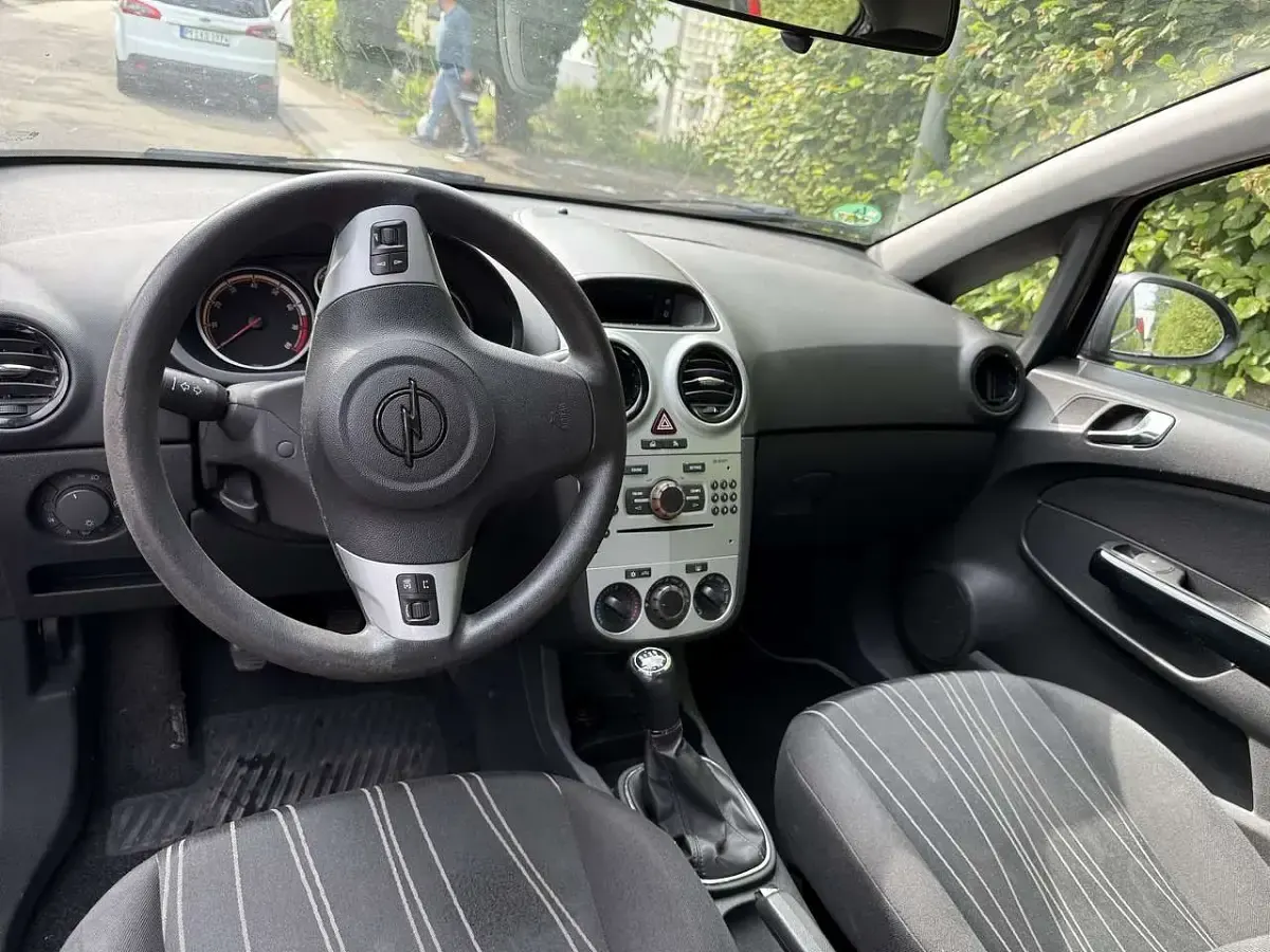Gebraucht Opel Corsa Edition 80 PS (58 kW) 2009 Blau Kleinwagen