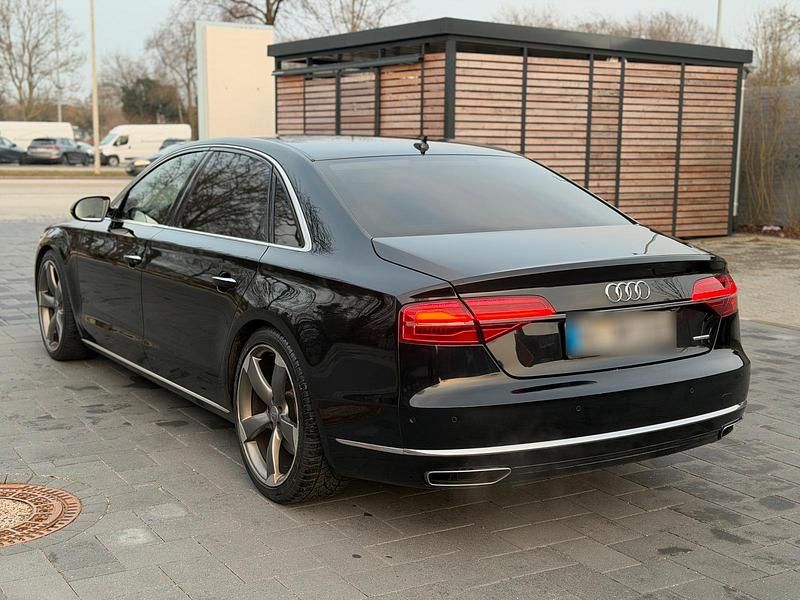 Gebraucht Audi A8L Comfort 385 PS (283 kW) 2014 Limousine