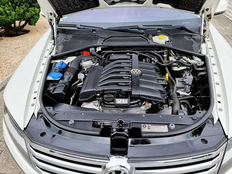 Gebraucht VW Phaeton 280 PS (205 kW) 2014 Weiß Limousine