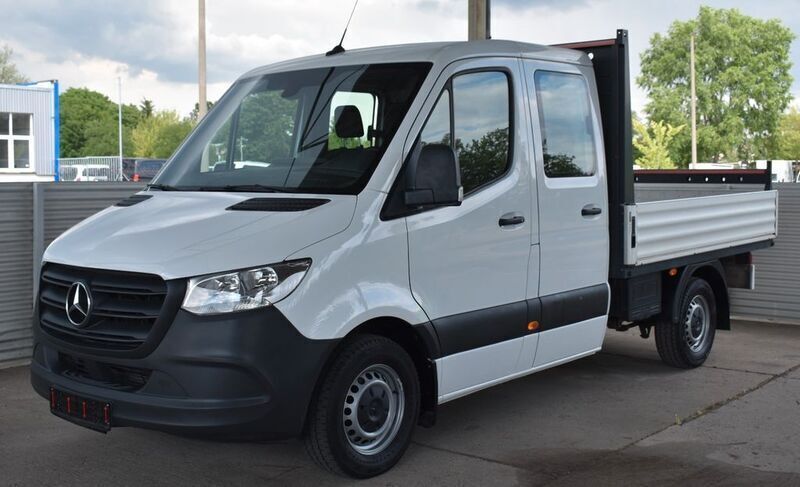 Weiß Gebraucht 2019 Mercedes Sprinter Van | 29.499 € (Etwas zu teuer) - Bild 1/4