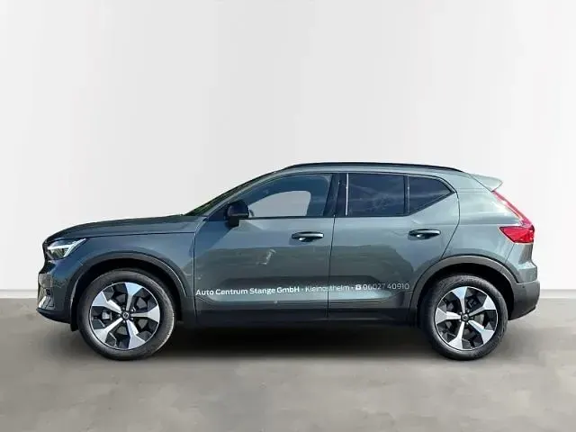 Gebraucht Volvo XC40 Ultra 163 PS (119 kW) 2025 Gruen SUV