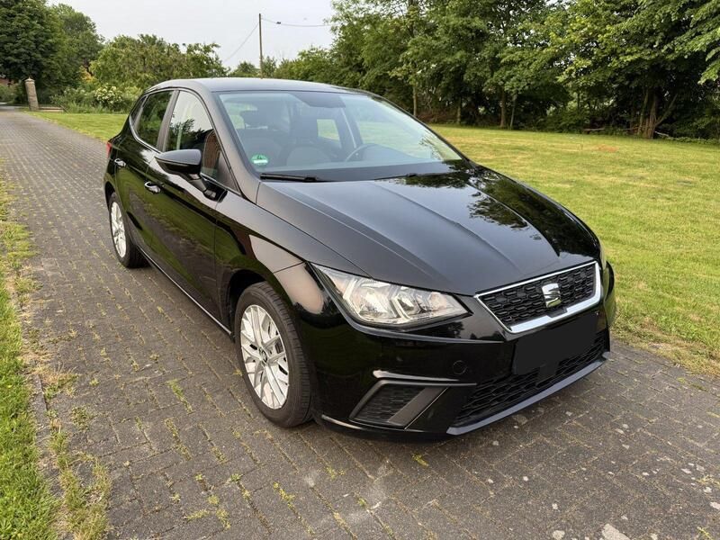 Schwarz Gebraucht 2018 Seat Ibiza Kleinwagen | 9.200 € (Guter Preis) - Bild 1/4