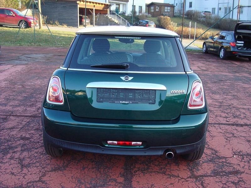 Gebraucht Mini Cooper Coupé 122 PS (89 kW) 2010 Grün Coupé