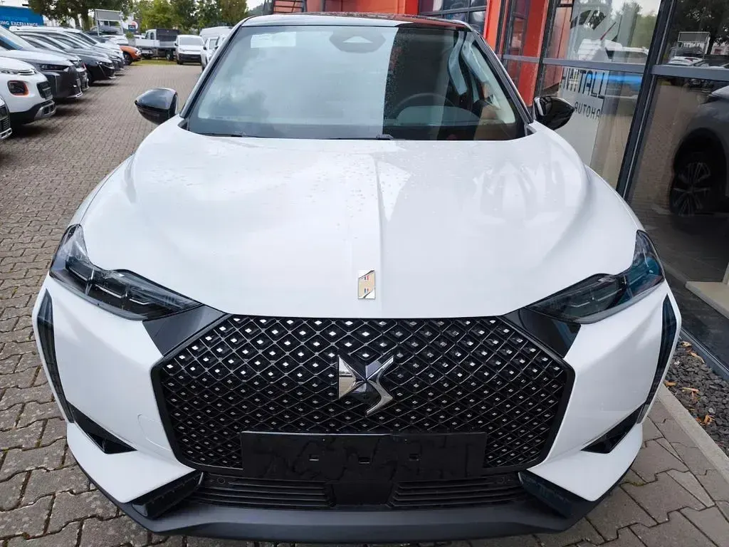 Neu DS Automobiles DS3 Crossback 136 PS (100 kW) 2026 Weiß SUV