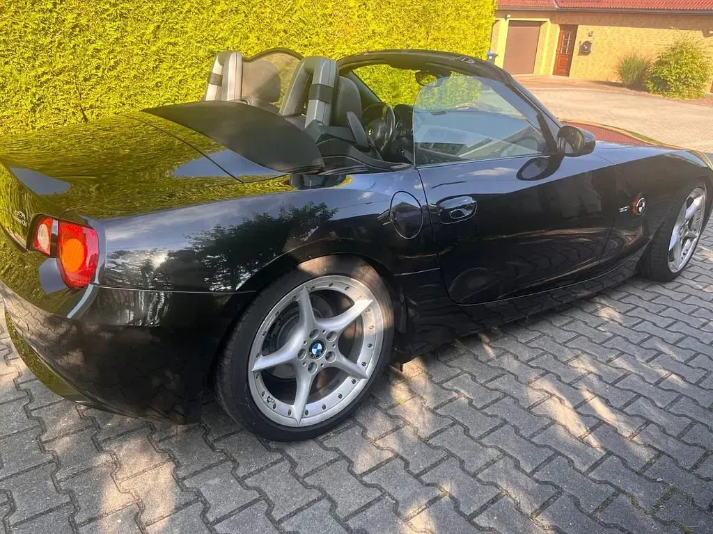 Gebraucht BMW Z4 Performance 231 PS (169 kW) 2003 Schwarz Cabrio