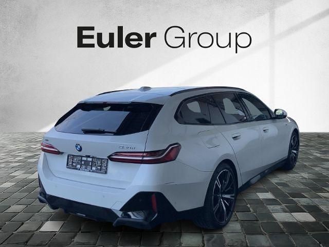 Gebraucht BMW 520 Performance 197 PS (144 kW) 2025 Weiss Kombi