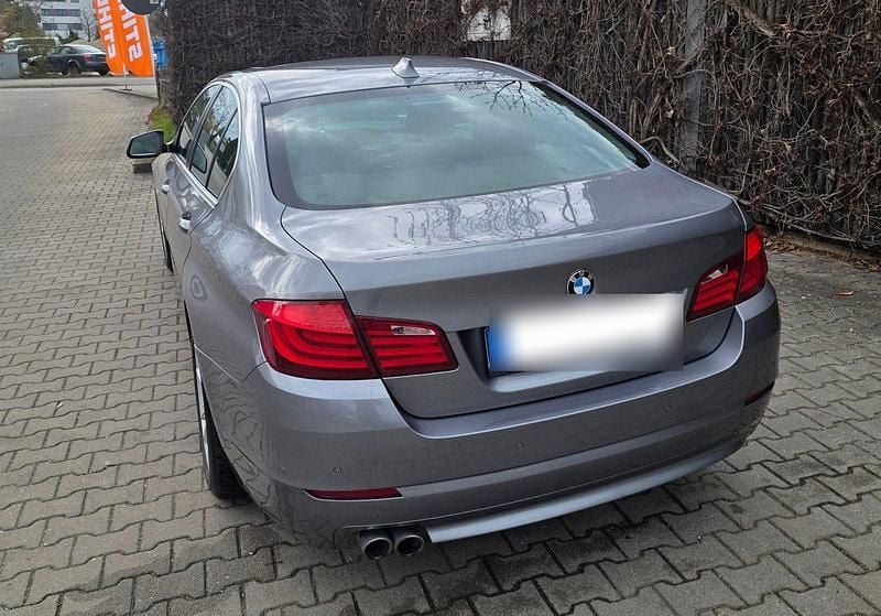 Gebraucht BMW 520 Efficient Dynamics 184 PS (135 kW) 2012 Grau Limousine