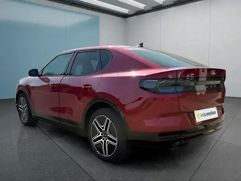 Używany Ford Capri Premium 250 kW (340 KM) 2025 Czerwony SUV