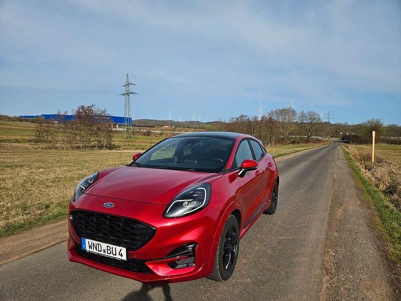 Gebraucht Ford Puma ST-Line 125 PS (91 kW) 2022 Rot SUV