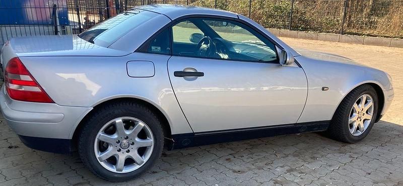 Silber Gebraucht 1999 Mercedes SLK200 Cabrio | 5.900 € (Guter Preis) - Bild 1/4