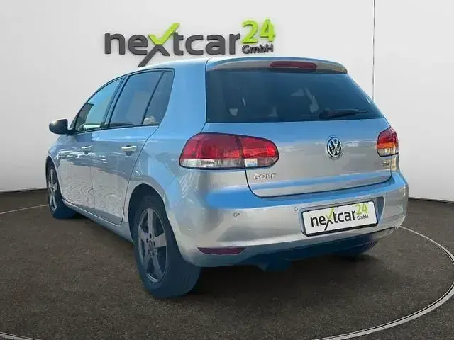 Gebraucht VW Golf VI Comfortline 122 PS (89 kW) 2009 Silber metallic Kleinwagen
