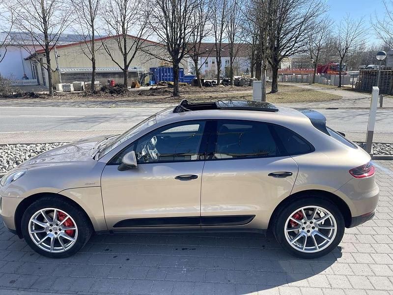 Gold Gebraucht 2016 Porsche Macan S SUV | 29.000 € (Guter Preis) - Bild 1/4