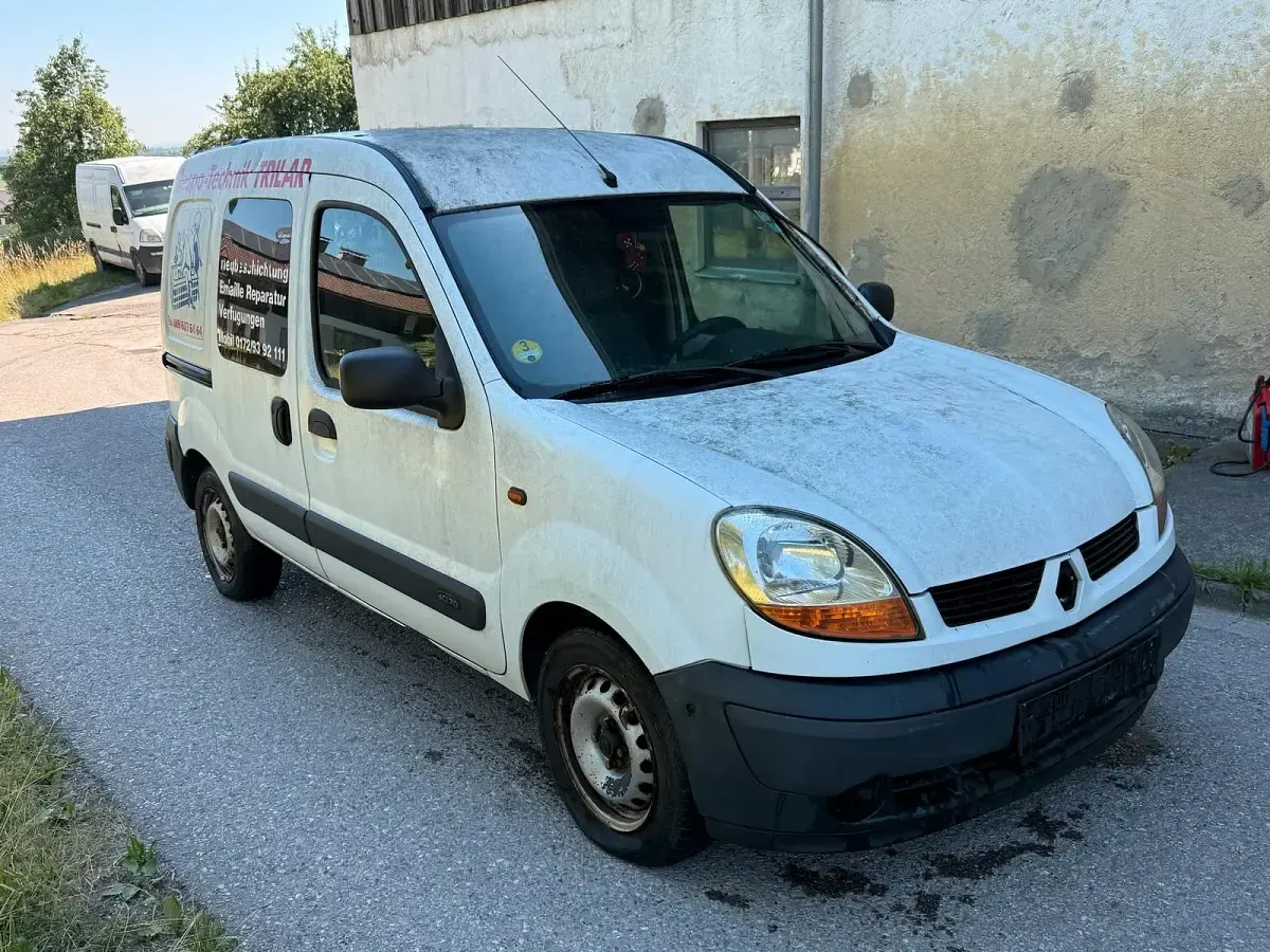 Gebraucht Renault Kangoo 65 PS (47 kW) 2005 Weiß Van / Kleinbus