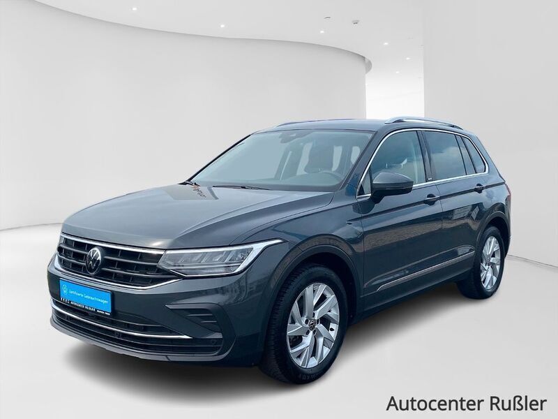 Grau Gebraucht 2023 VW Tiguan Move SUV | 28.880 € (Fairer Preis) - Bild 1/4