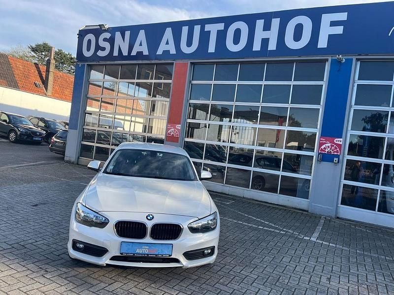 Weiß Gebraucht 2017 BMW 116 Kleinwagen | 11.999 € (Fairer Preis) - Bild 1/4
