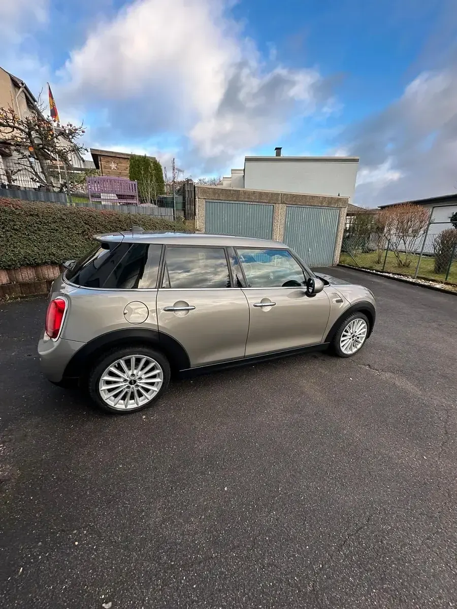 Używany Mini Cooper 136 KM (100 kW) 2018 Szary Hatchback