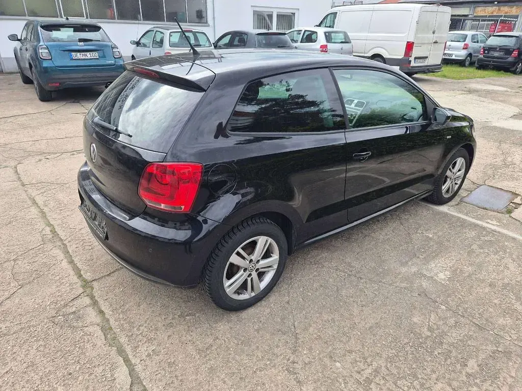 Gebraucht VW Polo Match 69 PS (50 kW) 2012 Schwarz Kleinwagen