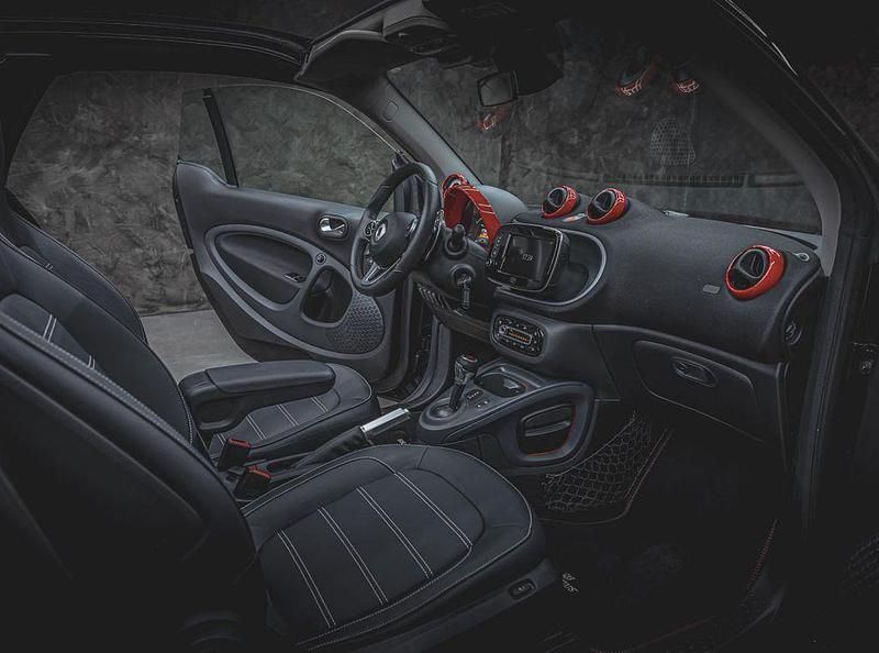 Gebraucht Smart ForTwo Cabrio Brabus 121 PS (88 kW) 2019 Schwarz Cabrio