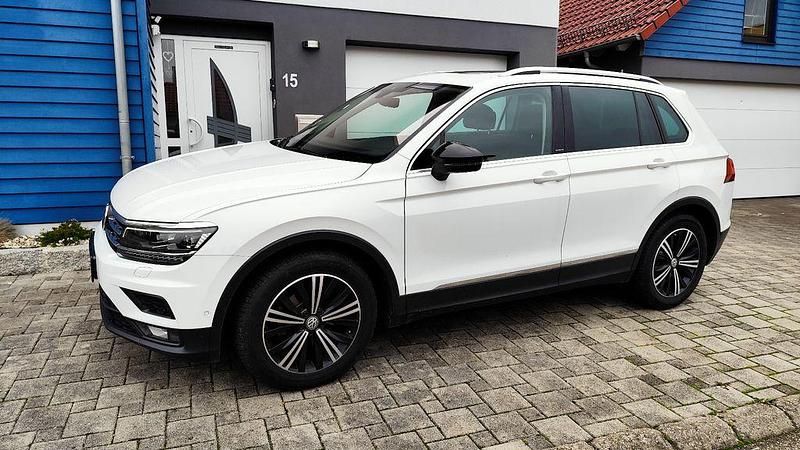 Weiß Gebraucht 2019 VW Tiguan IQ Drive SUV | 22.999 € (Guter Preis) - Bild 1/4
