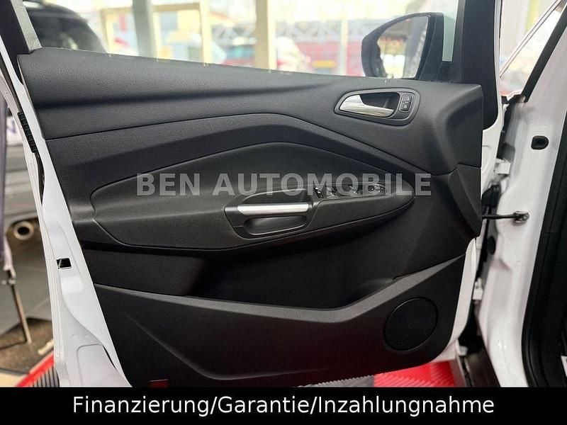 Gebraucht Ford Grand C-Max Ambiente 101 PS (74 kW) 2019 Weiß Van / Kleinbus