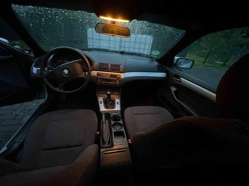 Silber Gebraucht 2002 BMW 318 Performance Limousine | 1.300 € (Superpreis) - Bild 1/4