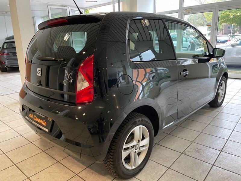 Gebraucht Seat Mii Style 75 PS (55 kW) 2014 Schwarz Kleinwagen