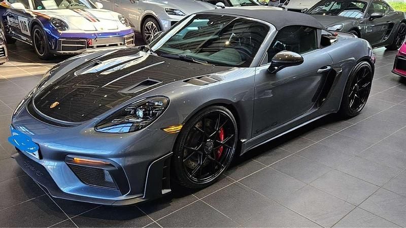 Grau Neu 2025 Porsche 718 Spyder Cabrio | 163.000 € (Superpreis) - Bild 1/4