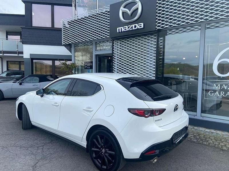 Gebraucht Mazda 3 Selection 186 PS (136 kW) 2022 Purweiß Limousine