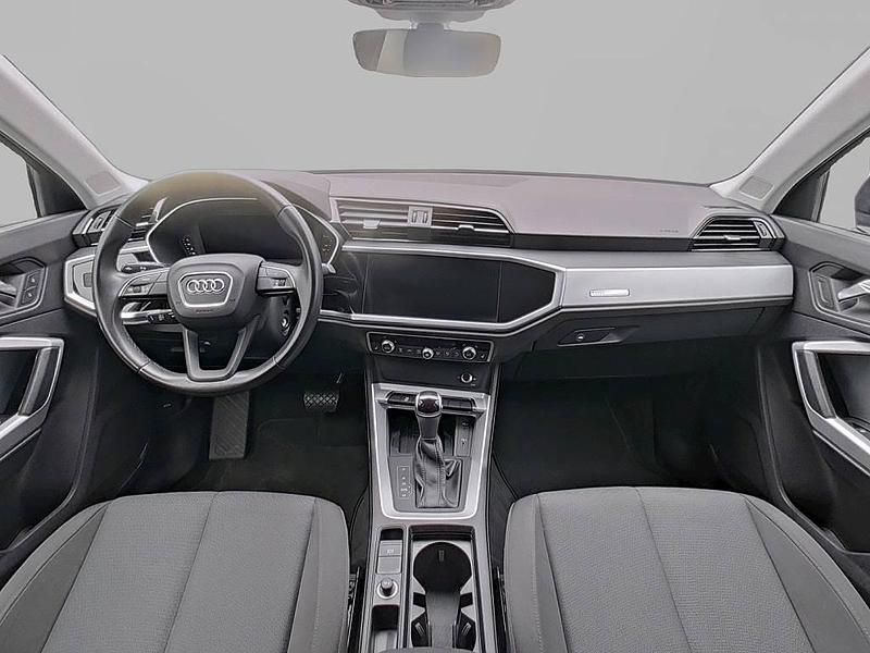 Second-hand Audi Q3 Advanced 150 CP (110 kW) 2022 Albastru SUV
