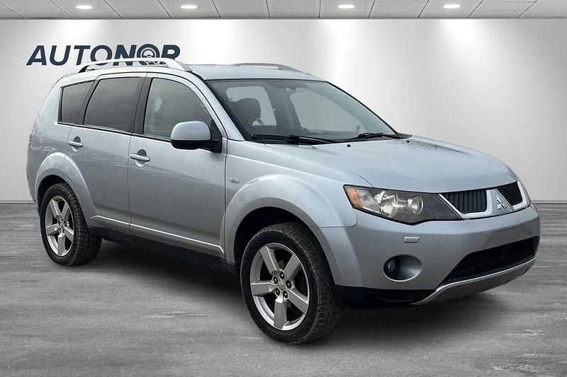 Gebraucht Mitsubishi Outlander 170 PS (125 kW) 2008 Silber SUV