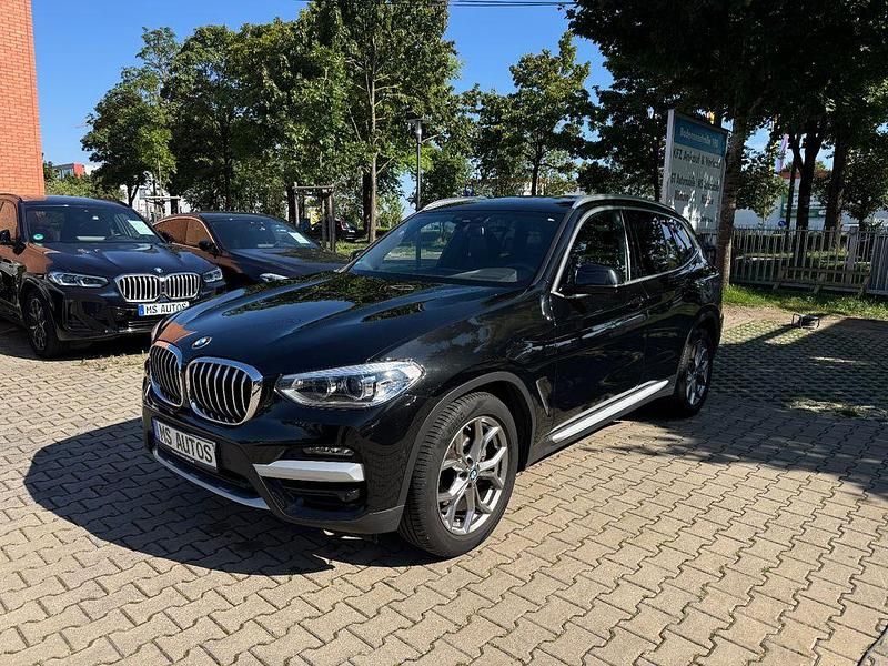 Saphirschwarz Gebraucht 2020 BMW X3 xLine SUV | 35.490 € (Fairer Preis) - Bild 1/4