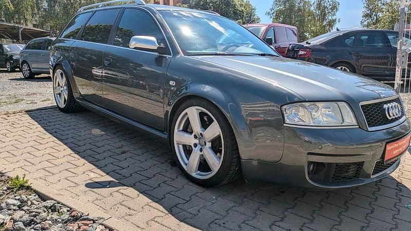 Grau Gebraucht 2003 Audi RS6 Sport Limousine | 19.999 € (Teuer) - Bild 1/4