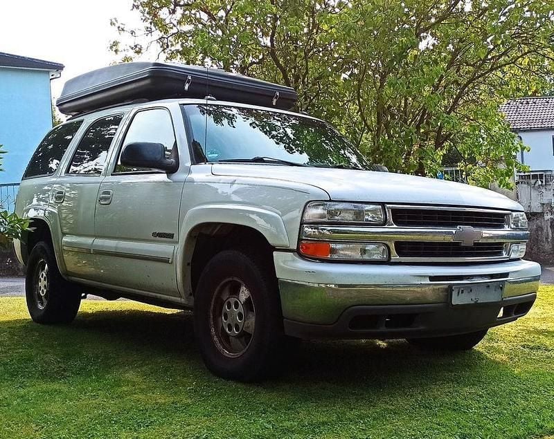 Weiß Gebraucht 2003 Chevrolet Tahoe LT SUV | 3.333 € (Superpreis) - Bild 1/4