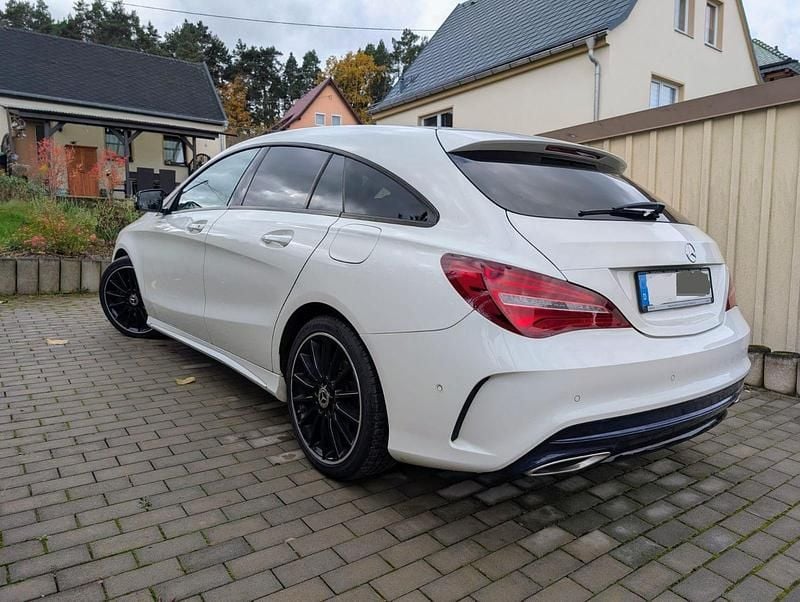 Gebraucht Mercedes CLA220 AMG 177 PS (130 kW) 2017 Weiß Limousine