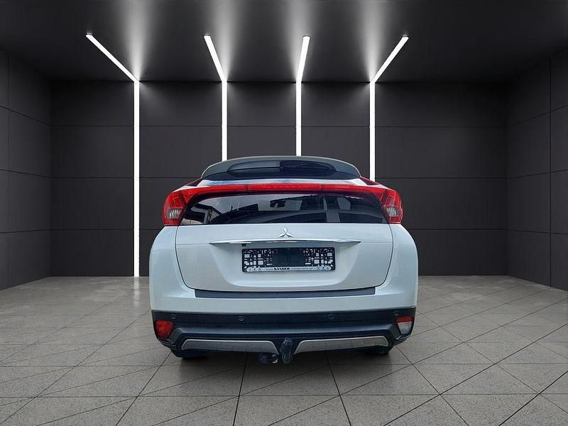 Gebraucht Mitsubishi Eclipse Cross Edition 163 PS (119 kW) 2018 Weiß SUV