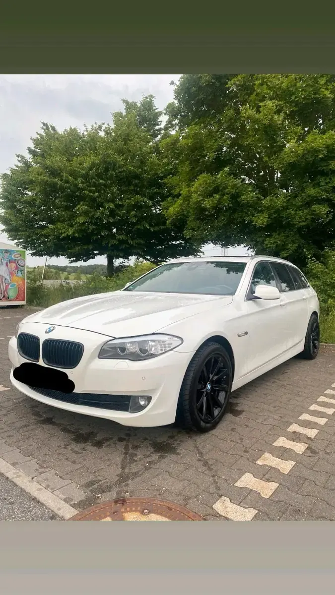 Gebraucht BMW 525 218 PS (160 kW) 2012 Weiß Kombi