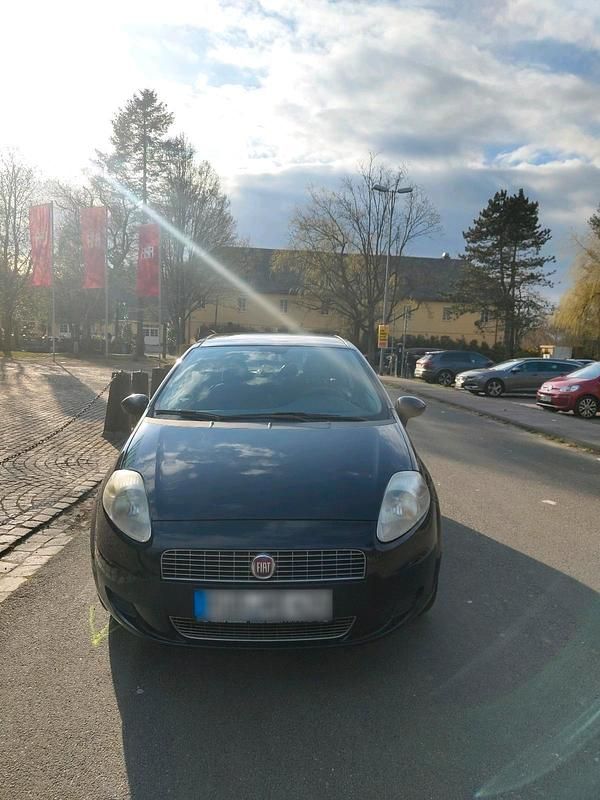 Gebraucht Fiat Punto 65 PS (47 kW) 2009 Blau Kleinwagen