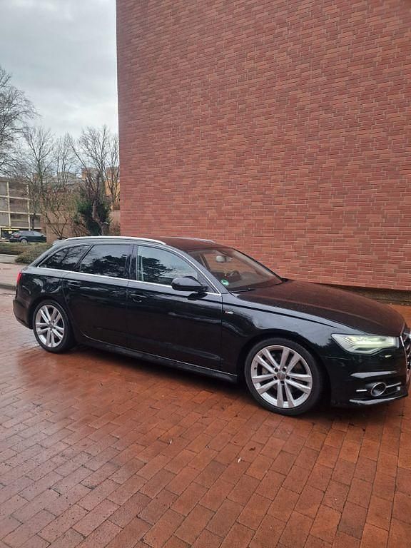 Gebraucht Audi A6 Ambiente 272 PS (200 kW) 2016 Schwarz Kombi
