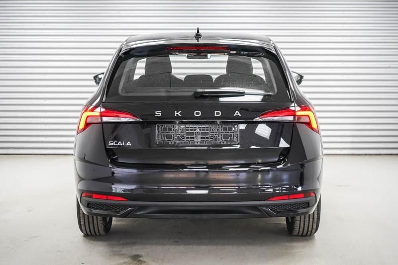 Neu Skoda Scala Selection 116 PS (85 kW) 2026 Black magic metallic (1z) Kleinwagen