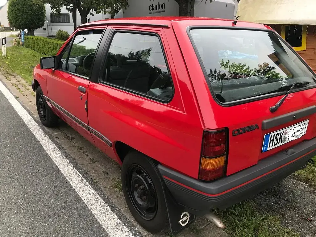 Gebraucht Opel Corsa 60 PS (44 kW) 1990 Rot Limousine
