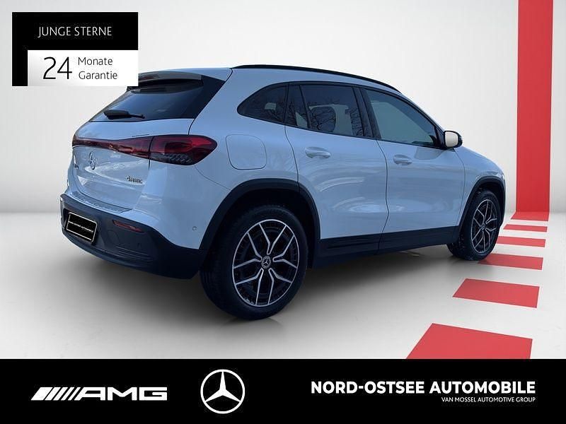 Gebraucht Mercedes EQA300 Progressive 167 kW (228 PS) 2023 Unilack polarweiß SUV